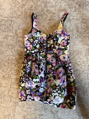 Divided Floral Sleeveless Dress in Black, Pink & Green